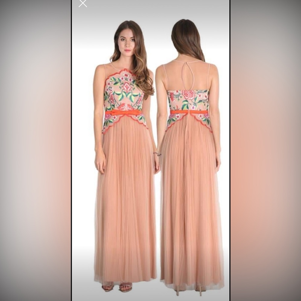 Gorgeous gala dress size small / medium / large